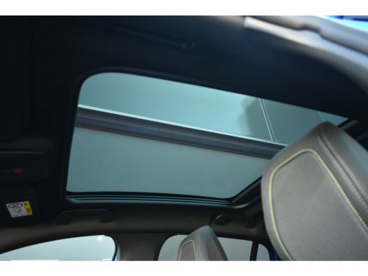Peugeot 208 1.2 Hybrid 110 e-DCS6 GT | Panoramadak | Navigatie by App | Keyless-Entry | Full-LED | Achteruitr... ActivLease financial lease