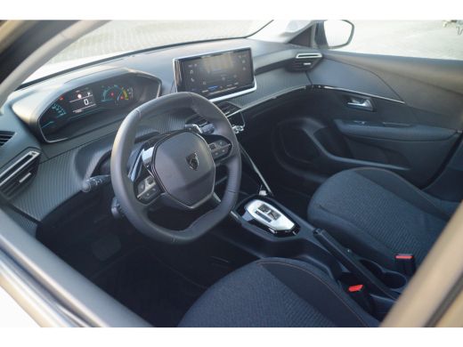 Peugeot 208 1.2 Hybrid 110PK e-DCS6 Style Automaat | Demo Deal | Parkeersensoren | Draadloze Apple Carplay/An... ActivLease financial lease