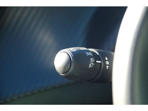 Peugeot 208 1.2 Hybrid 110PK e-DCS6 Style Automaat | Demo Deal | Parkeersensoren | Draadloze Apple Carplay/An... ActivLease financial lease