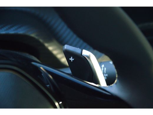 Peugeot 208 1.2 Hybrid 110PK e-DCS6 Style Automaat | Demo Deal | Parkeersensoren | Draadloze Apple Carplay/An... ActivLease financial lease