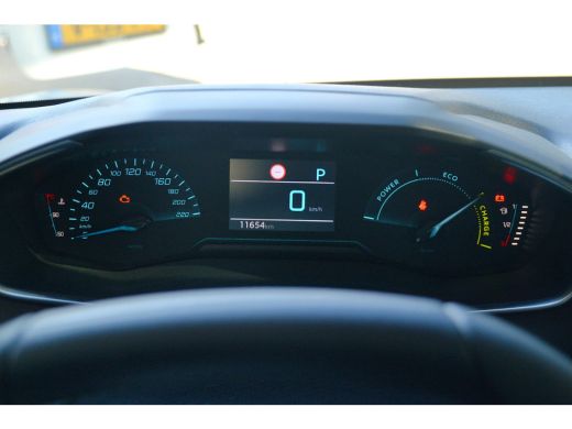 Peugeot 208 1.2 Hybrid 110PK e-DCS6 Style Automaat | Demo Deal | Parkeersensoren | Draadloze Apple Carplay/An... ActivLease financial lease