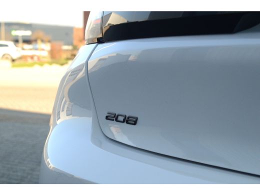 Peugeot 208 1.2 Hybrid 110PK e-DCS6 Style Automaat | Demo Deal | Parkeersensoren | Draadloze Apple Carplay/An... ActivLease financial lease