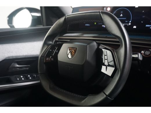 Peugeot 3008 1.2 Hybrid 136 Allure 19" LMV | Afneembare trekhaak | half-leder | Adaptive Cruise | Driver assis... ActivLease financial lease