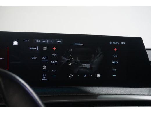 Peugeot 3008 1.2 Hybrid 136 Allure 19" LMV | Afneembare trekhaak | half-leder | Adaptive Cruise | Driver assis... ActivLease financial lease