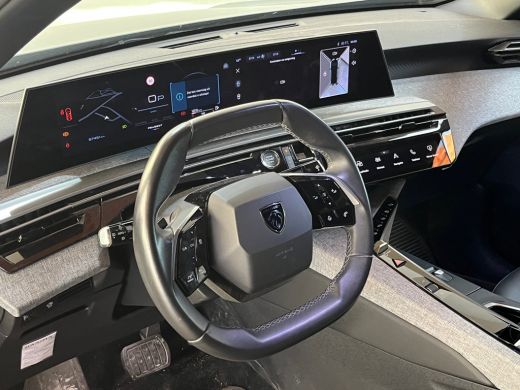 Peugeot 3008 1.2 Hybrid 136 Allure 19" LMV | Afneembare trekhaak | half-leder | Adaptive Cruise | Driver assis... ActivLease financial lease