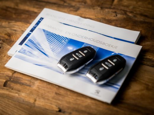 Peugeot 5008 1.2 PureTech GT-Line Deluxe (PANORAMADAK, APPLE CARPLAY, GROOT NAVI, 360 CAMERA, FOCAL AUDIO, BRU... ActivLease financial lease