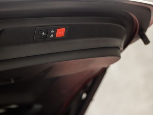 Peugeot 5008 1.2 PureTech GT-Line Deluxe (PANORAMADAK, APPLE CARPLAY, GROOT NAVI, 360 CAMERA, FOCAL AUDIO, BRU... ActivLease financial lease