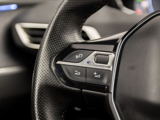 Peugeot 5008 1.2 PureTech GT-Line Deluxe (PANORAMADAK, APPLE CARPLAY, GROOT NAVI, 360 CAMERA, FOCAL AUDIO, BRU... ActivLease financial lease