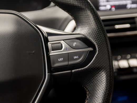 Peugeot 5008 1.2 PureTech GT-Line Deluxe (PANORAMADAK, APPLE CARPLAY, GROOT NAVI, 360 CAMERA, FOCAL AUDIO, BRU... ActivLease financial lease