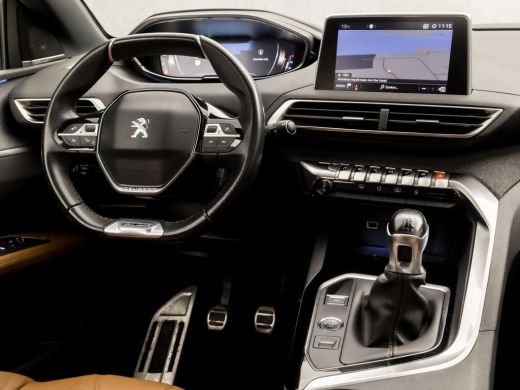 Peugeot 5008 1.2 PureTech GT-Line Deluxe (PANORAMADAK, APPLE CARPLAY, GROOT NAVI, 360 CAMERA, FOCAL AUDIO, BRU... ActivLease financial lease