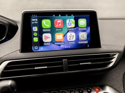 Peugeot 5008 1.2 PureTech Premium Sport 7 Persoons (APPLE CARPLAY, GROOT NAVI, MEMORY SEATS, STOELVERWARMING, ... ActivLease financial lease