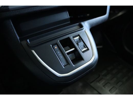 Peugeot e-Expert EV L3 DC 75 kWh STX SPECIAL EDITION | LED | Stuur+Stoelverwarming | Betimmering | Leder | Camera ... ActivLease financial lease