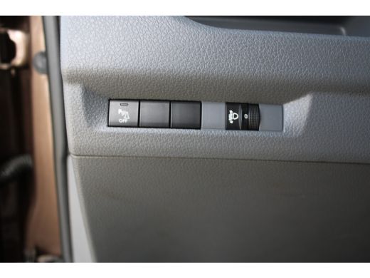 Peugeot Expert L3 2.0 BlueHDI 120 PK | DUBBELE CABINE | TREKHAAK | SENSOREN | 6,9% FINANCIAL LEASE | ActivLease financial lease