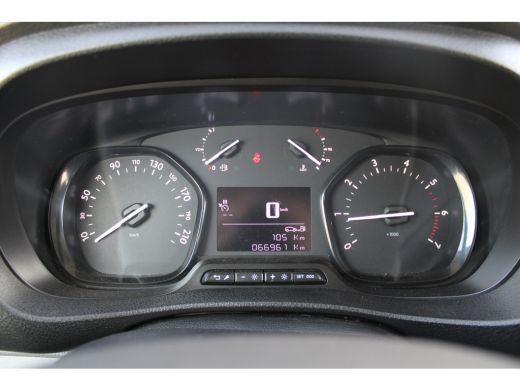 Peugeot Expert L3 2.0 BlueHDI 120 PK | DUBBELE CABINE | TREKHAAK | SENSOREN | 6,9% FINANCIAL LEASE | ActivLease financial lease