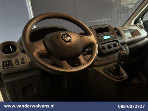 Renault Trafic 1.6 dCi 122pk L2H1 Euro6 Airco | Imperiaal | Trekhaak bluetooth telefoonvoorbereiding ActivLease financial lease