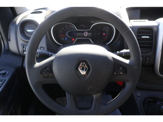 Renault Trafic 2.0 dCi 120pk L2 H1 Airco Navigatie ActivLease financial lease