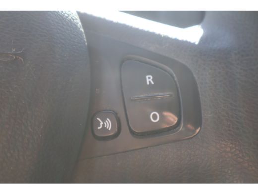 Renault Trafic 2.0 dCi 120pk L2 H1 Airco Navigatie ActivLease financial lease