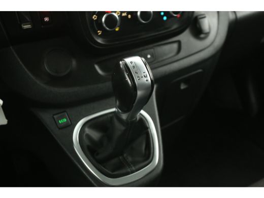 Renault Trafic 2.0 dCi 145PK L2H1 | Aut. | Airco | Cruise | Camera | 3 Zits | 2xSchuifdeur | Carplay | Parkeersens. ActivLease financial lease