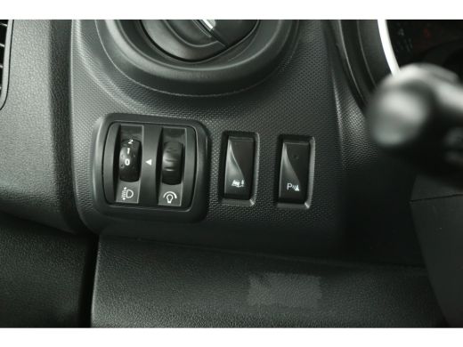 Renault Trafic 2.0 dCi 145PK L2H1 | Aut. | Airco | Cruise | Camera | 3 Zits | 2xSchuifdeur | Carplay | Parkeersens. ActivLease financial lease