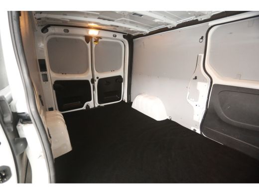 Renault Trafic 2.0 dCi 145PK L2H1 | Aut. | Airco | Cruise | Camera | 3 Zits | 2xSchuifdeur | Carplay | Parkeersens. ActivLease financial lease