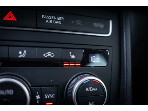 Seat Ateca 1.5 TSI Style Business Intense 150PK AUTOMAAT | Achteruitrijcamera | Cruise control | Navigatiesy... ActivLease financial lease