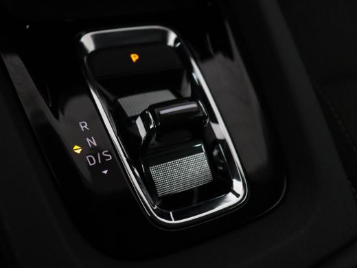 Skoda Octavia 1.4 TSI iV PHEV Business Edition Plus | Stoelverwarming | Trekhaak | Camera | Adaptive cruise | C... ActivLease financial lease