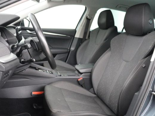 Skoda Octavia 1.4 TSI iV PHEV Business Edition Plus | Stoelverwarming | Trekhaak | Camera | Adaptive cruise | C... ActivLease financial lease