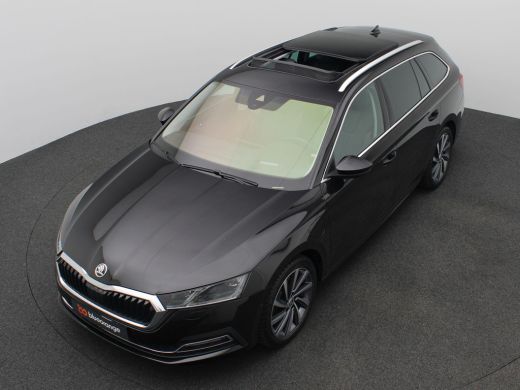 Skoda Octavia Combi 1.4 TSI iV PHEV Business Edition Plus 204PK DSG Pano-Schuifdak, Leder, Trekhaak, Head-Up Di... ActivLease financial lease