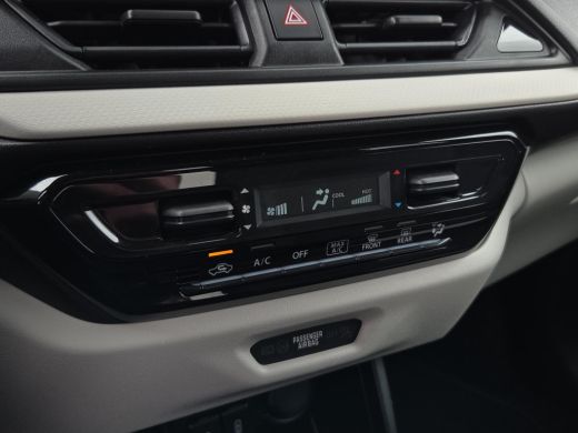 Suzuki Swift 1.2 Select Smart Hybrid Automaat | Apple CarPlay | Blindspot | Parkeersensoren | Rijklaar incl. g... ActivLease financial lease