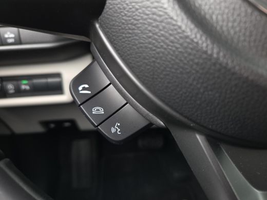 Suzuki Swift 1.2 Select Smart Hybrid Automaat | Apple CarPlay | Blindspot | Parkeersensoren | Rijklaar incl. g... ActivLease financial lease