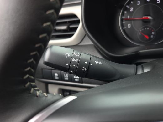 Suzuki Swift 1.2 Select Smart Hybrid Automaat | Apple CarPlay | Blindspot | Parkeersensoren | Rijklaar incl. g... ActivLease financial lease