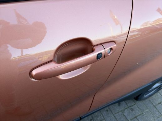 Toyota Aygo Hybrid 115 pulse ActivLease financial lease