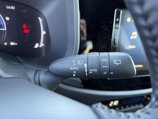 Toyota Aygo Hybrid 115 pulse ActivLease financial lease