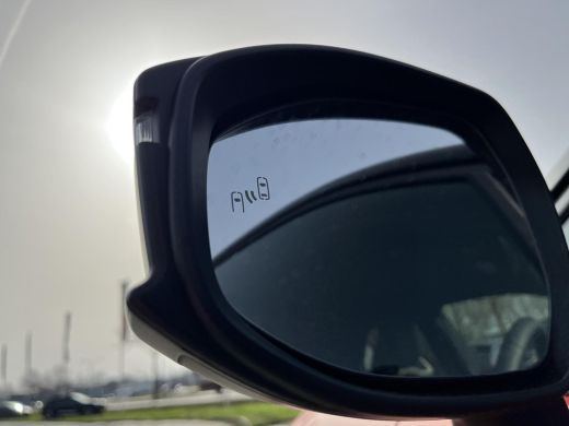 Toyota C-HR 2.0 Plug-in Hybrid 220 Executive | All-in prijs | Apple/Android | Stoel/Stuurverwarming | Camera | ActivLease financial lease