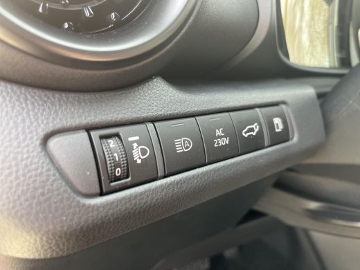 Toyota C-HR 2.0 Plug-in Hybrid 220 Executive | All-in prijs | Apple/Android | Stoel/Stuurverwarming | Camera | ActivLease financial lease