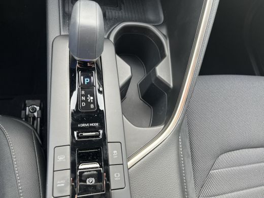 Toyota C-HR 2.0 Plug-in Hybrid 220 Executive | All-in prijs | Apple/Android | Stoel/Stuurverwarming | Camera | ActivLease financial lease