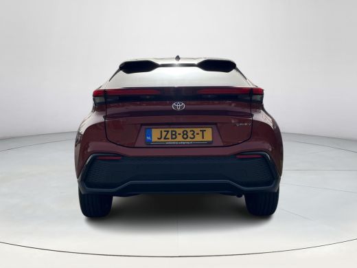 Toyota C-HR 2.0 Plug-in Hybrid 220 Executive | All-in prijs | Apple/Android | Stoel/Stuurverwarming | Camera | ActivLease financial lease