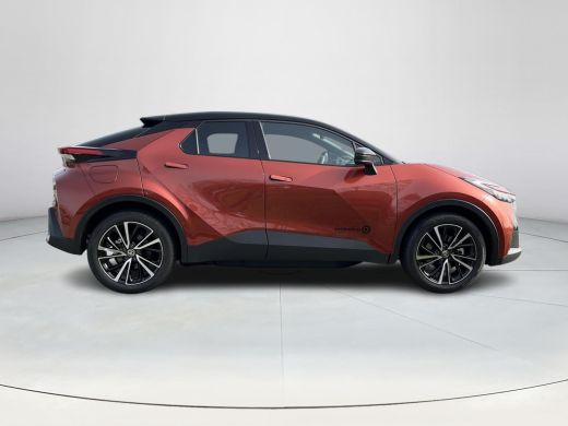 Toyota C-HR 2.0 Plug-in Hybrid 220 Executive | All-in prijs | Apple/Android | Stoel/Stuurverwarming | Camera | ActivLease financial lease