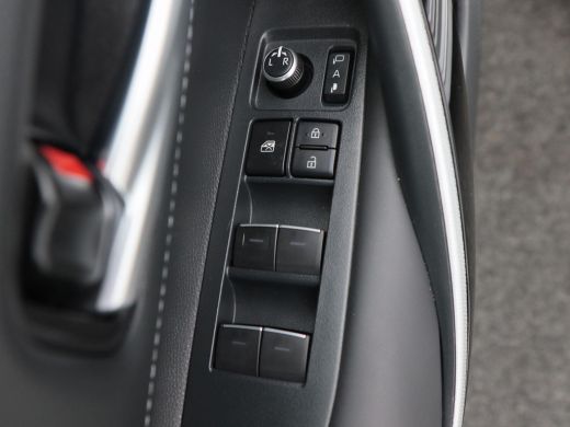 Toyota Corolla Touring Sports 2.0 184 Pk Automaat Hybrid Dynamic | Camera | Adaptive Cruise | Navigatie | Full LED | Stoel Verw... ActivLease financial lease