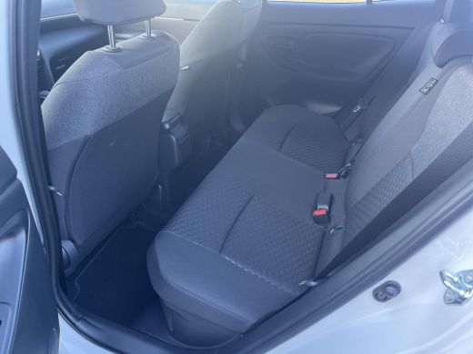 Toyota Yaris Cross 1.5 Hybrid 115 Dynamic | Navigatie | Apple CarPlay/Android auto | Comfort pack ActivLease financial lease