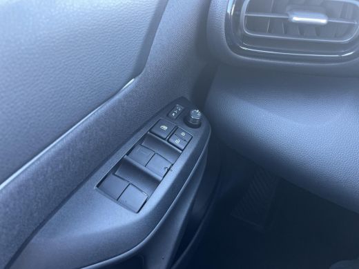 Toyota Yaris Cross 1.5 Hybrid 115 Dynamic | Navigatie | Apple CarPlay/Android auto | Comfort pack ActivLease financial lease