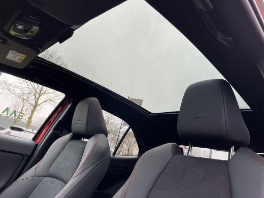 Toyota Yaris Cross 1.5 Hybrid 130 GR SPORT | Plus Pack | &euro; 2.000 extra inruilwaarde | ActivLease financial lease