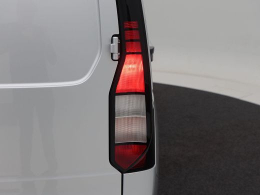 Volkswagen Caddy 1.5 TSi 115 Pk Automaat | Camera | Climatronic | Stoel Verwarming | Multifunctioneel Stuur | CarP... ActivLease financial lease