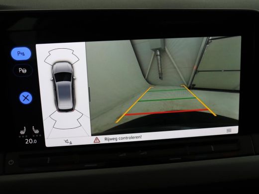 Volkswagen Golf 1.0 eTSI Life Business | Stoelverwarming | Trekhaak | Camera | Adaptive cruise | Carplay | Sfeerv... ActivLease financial lease