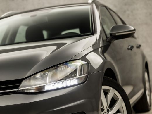 Volkswagen Golf Variant 1.0 TSI Sportline Automaat (APPLE CARPLAY, GROOT NAVI, CLIMATE, STOELVERWARMING, SPORTSTO... ActivLease financial lease