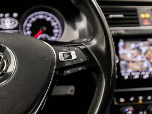 Volkswagen Golf Variant 1.0 TSI Sportline Automaat (APPLE CARPLAY, GROOT NAVI, CLIMATE, STOELVERWARMING, SPORTSTO... ActivLease financial lease