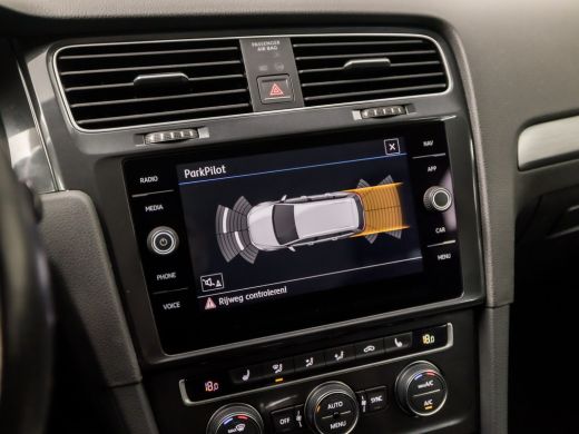 Volkswagen Golf Variant 1.0 TSI Sportline Automaat (APPLE CARPLAY, GROOT NAVI, CLIMATE, STOELVERWARMING, SPORTSTO... ActivLease financial lease