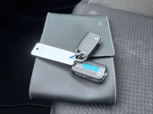 Volkswagen Polo 1.0 TSI Life | Virtual Cockpit |Stoelverwarming | Apple Carplay | Airco | LED ActivLease financial lease