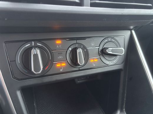 Volkswagen Polo 1.0 TSI Life | Virtual Cockpit |Stoelverwarming | Apple Carplay | Airco | LED ActivLease financial lease