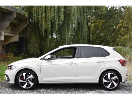 Volkswagen Polo 2.0 TSI GTI TSI 210PK DSG GTI-SPORT LED/CARPLAY/PDC FABRIEKS GARANTIE ActivLease financial lease
